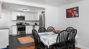 New! Entire House, 5 Minutes from downtown - Image 4
