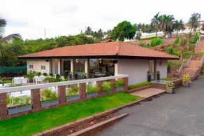 Westbay Resort & Spa - Image 5
