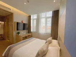 VX Hotel (Yancheng Jianhu Oubaoliya Shenghuoguangchang) - Image 2
