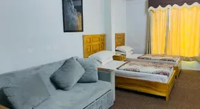 Naveed Tourist Inn - Image 2