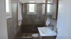 Rogalis Family Apartments - Image 2