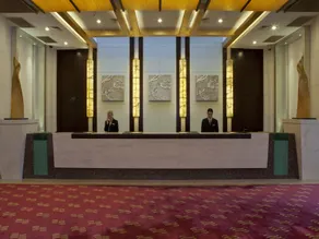 Crowne Plaza Changshu - Image 4