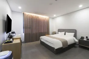 Andong Brown Dot Pungsan branch - Image 2
