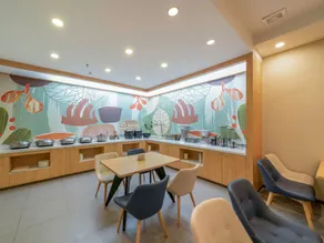 Hanting Hotel Wuhan Guangbutun Metro Station - Image 3