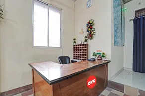 OYO Flagship Hare Rama Hotel - Image 4