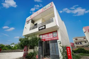 Hotel O Wave Inn Guest House - Image 3