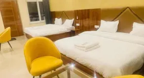 Hotel Blue Moon - Image 5