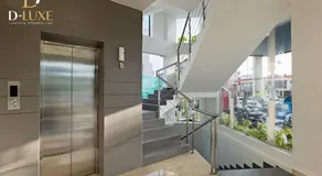 D-Luxe Hotel - Image 4