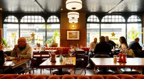 The White Star Tavern - Image 2
