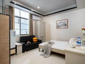 Nature House Art Apartment - Image 4