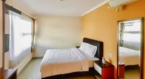 RedDoorz Syariah Plus near Cirebon Super Block Mall 2 - Image 5