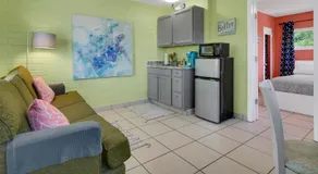 The Beach House - Treasure Island - Image 2