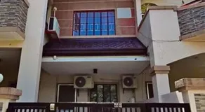 Spacious Apartment near Evia Daang Hari - Image 4