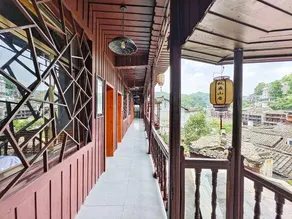 Qiuye Shanju Hostel - Image 5
