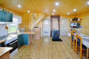Large holiday home with a lake view - Image 3