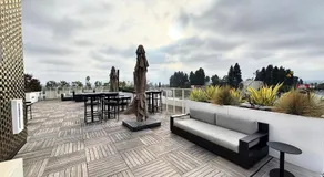 Melrose Luxe Retreat near The Grove - Image 2