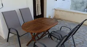 To stegadaki - Traditional Cycladic Mansion - Image 4