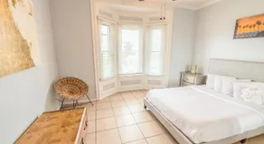 3bd Little Italy Cottage A++ Location - Image 2