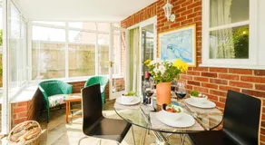 8 Saxonfields - Image 3