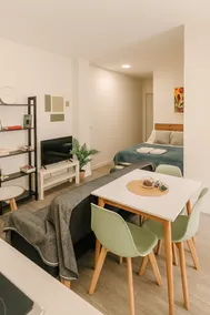 Suite by Hawkins interior 1º A - Image 2