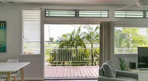 BEACHED @ YAMBA (water views, dog friendly, air con) - Image 2