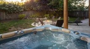 The Mixture - Hot Tub, Fire Pit & Covered Outdoor Dining home - Image 4