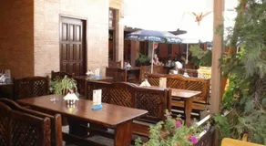 Family Hotel Hit - Image 5