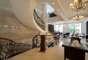 LegendSea Hotel - Image 4