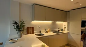 Paramount Stays - Uxbridge - Image 4