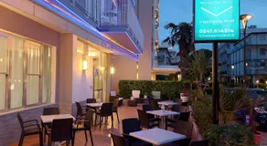 Hotel REX - Image 2