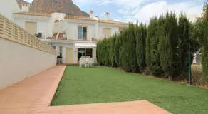 Adosado con piscina comunitaria - Image 5