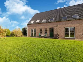Holiday home in Sint Kruis with a garden - Image 2