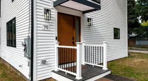 All New Retreat Walk to Village, Fire Pit, WiFi - Image 4