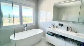 Marbella Villa Sea View 10 Bedrooms - Image 2