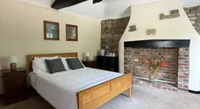 The Stonemasons Inn - Image 2