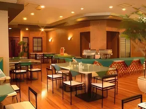 Court Hotel Niigata - Image 4