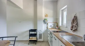 Lovely Cottage with Jacuzzi - Image 4