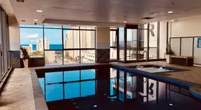 Solaire Apartments - Image 3