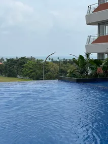 Luxe  Apartment with Ocean View & High Speed  WiFi - Image 4