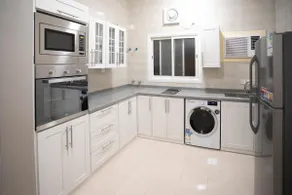 modern & comfy 2 BR suite -205 - Image 4