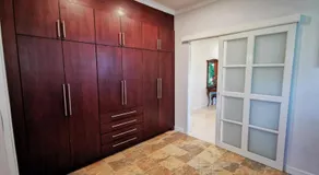 Vacation Garden Villa - Image 4