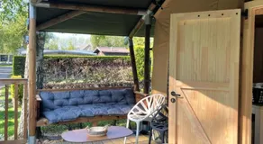 Glamour Glamping at little beach, fully heated - Image 3