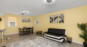 Gn1 - Serene Garden Room, Shared Kitchen & Fast Wi-Fi, Free Parking - Image 4