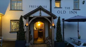Old Inn Pods - Image 3