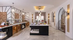 Delfina Boutique Hotel - Image 2