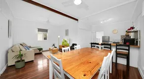 Coastal Cottage - Image 2