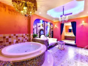Guangan Linshui Fengge Fashion Hotel - Image 3