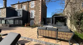 Bankhouse - Image 5