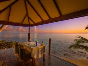 Coco de Mer Hotel and Black Parrot Suites - Image 4
