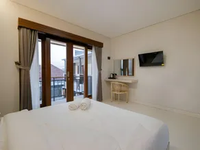 RedDoorz Plus at Yasa's Living Denpasar - Image 2